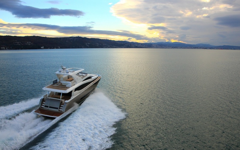 Prestige 750 Prices, Specs, Reviews and Sales Information itBoat