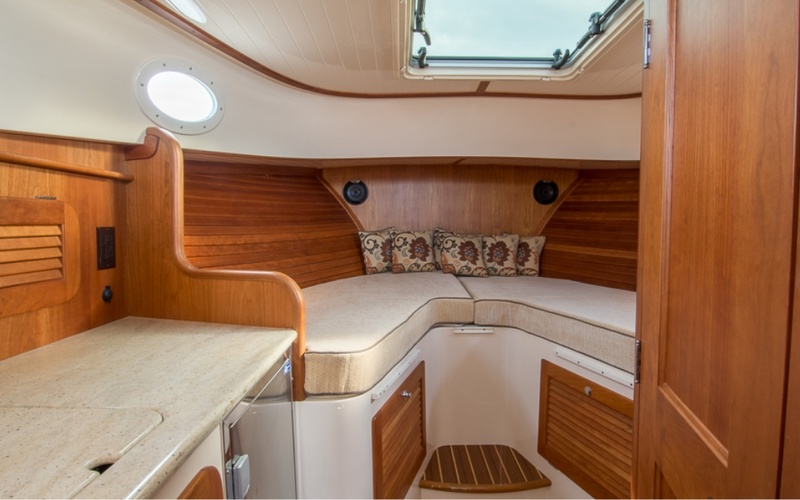 Hinckley 35 Prices, Specs, Reviews and Sales Information itBoat