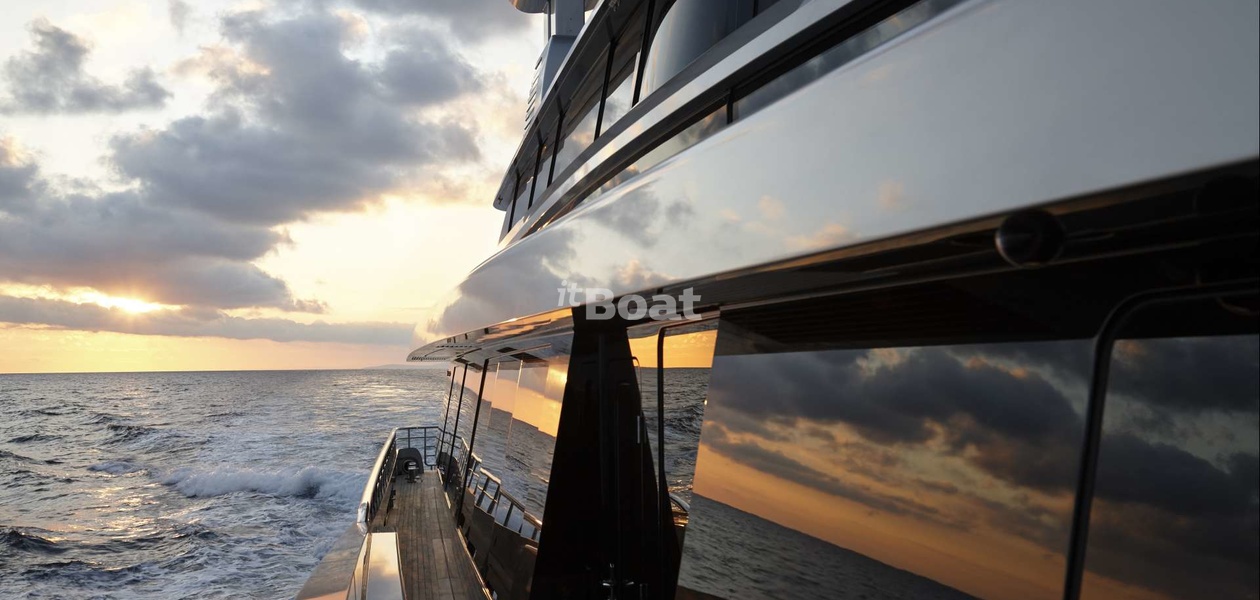 Feadship Kiss Superyacht Features, Photos & Specifications itBoat