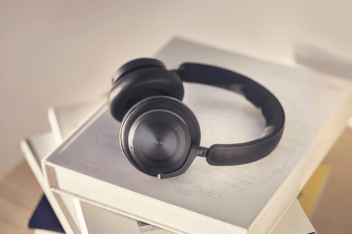 Новые беспроводные наушники Bang & Olufsen Beoplay HX оценены в $499