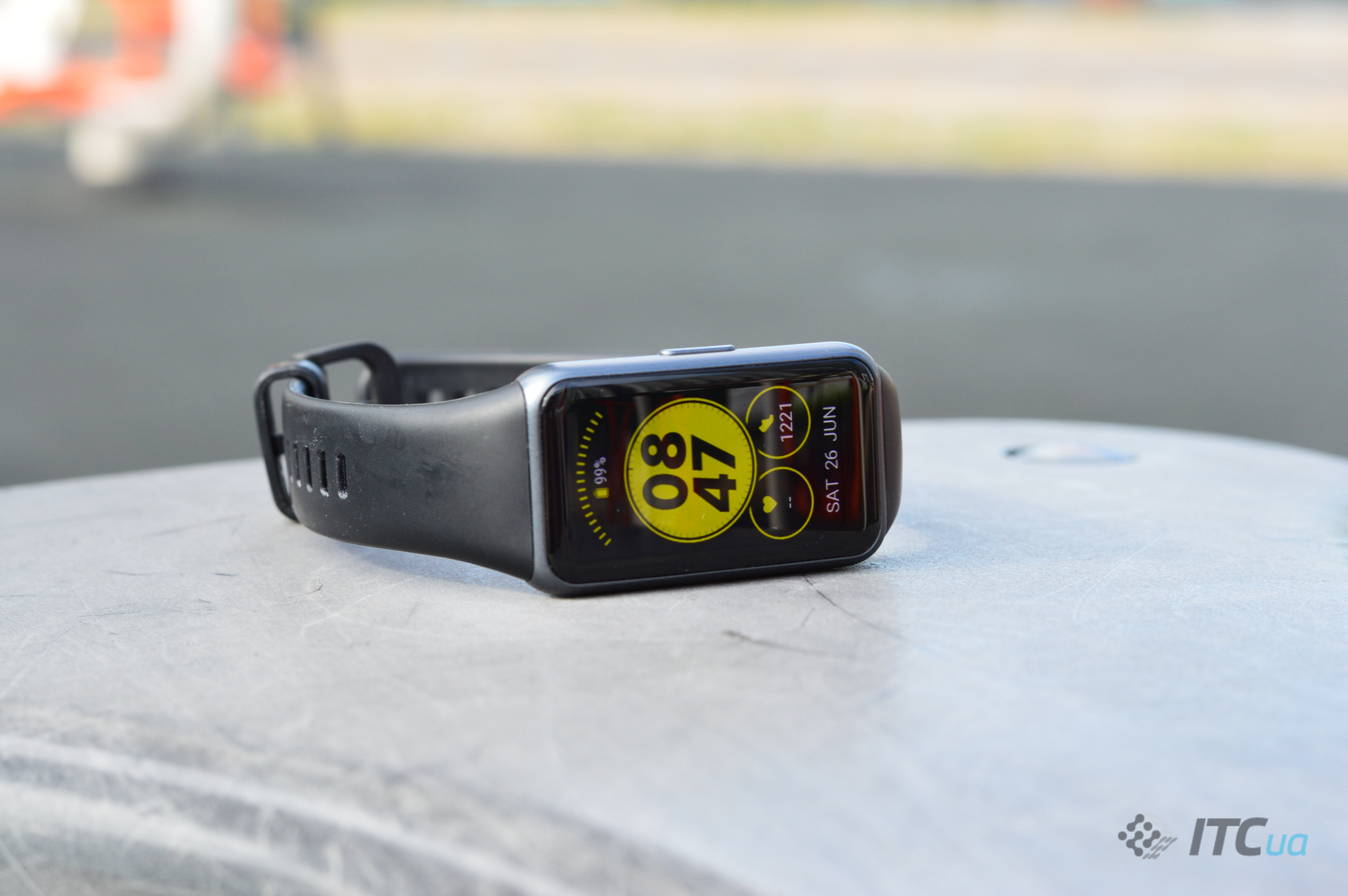 Обзор фитнес-трекера Huawei Band 6