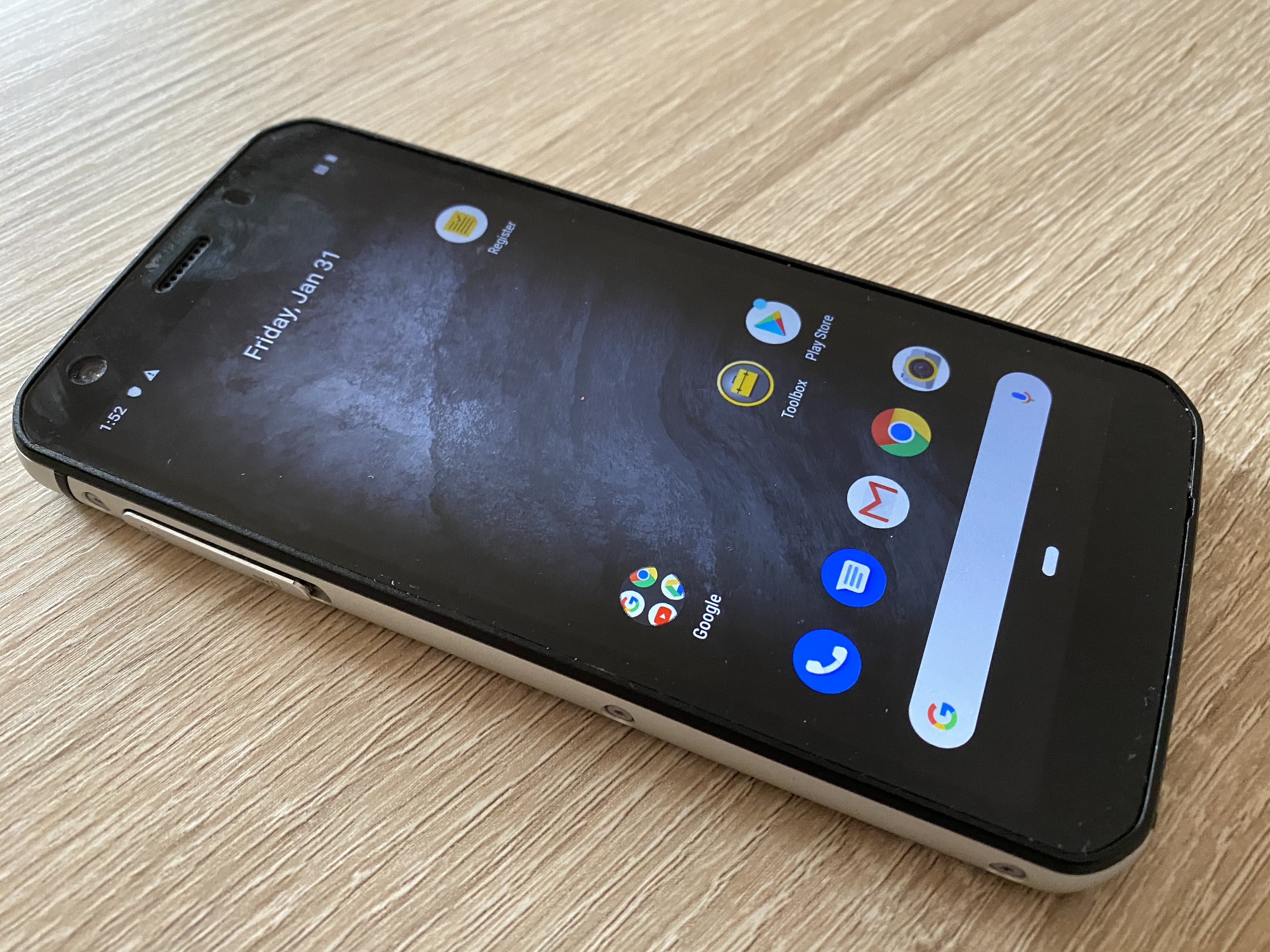TEST CAT S52 cel mai robust telefon ITChannel