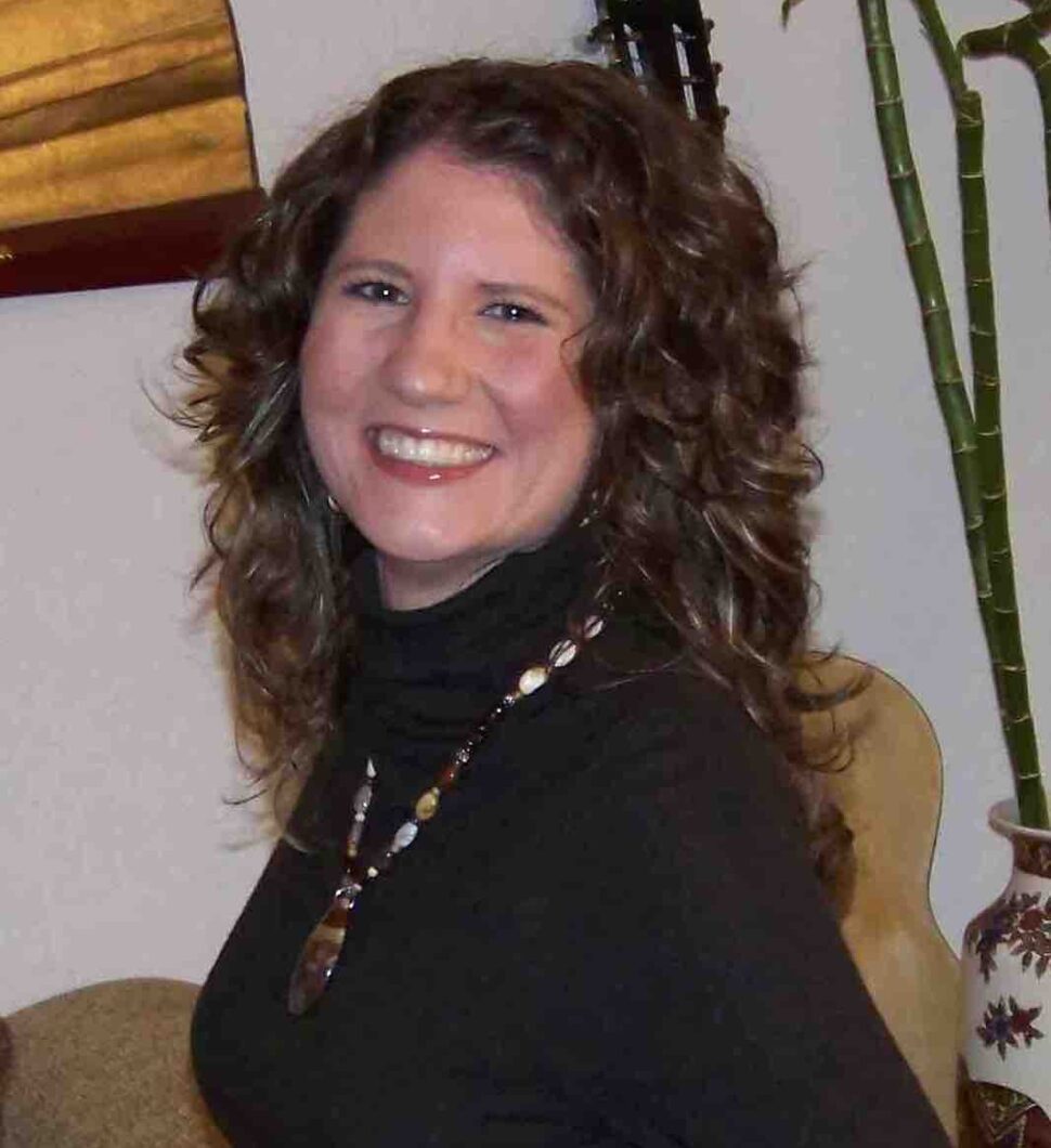 How to Stop Fabric Ends from Fraying ITCHIN' FOR SOME STITCHIN'