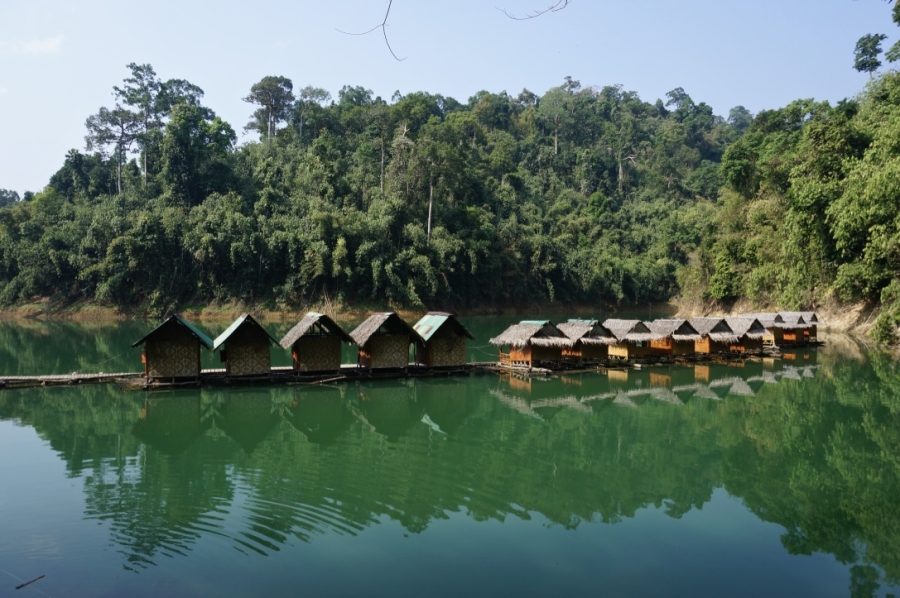 Sleeping on water Itchy Feets