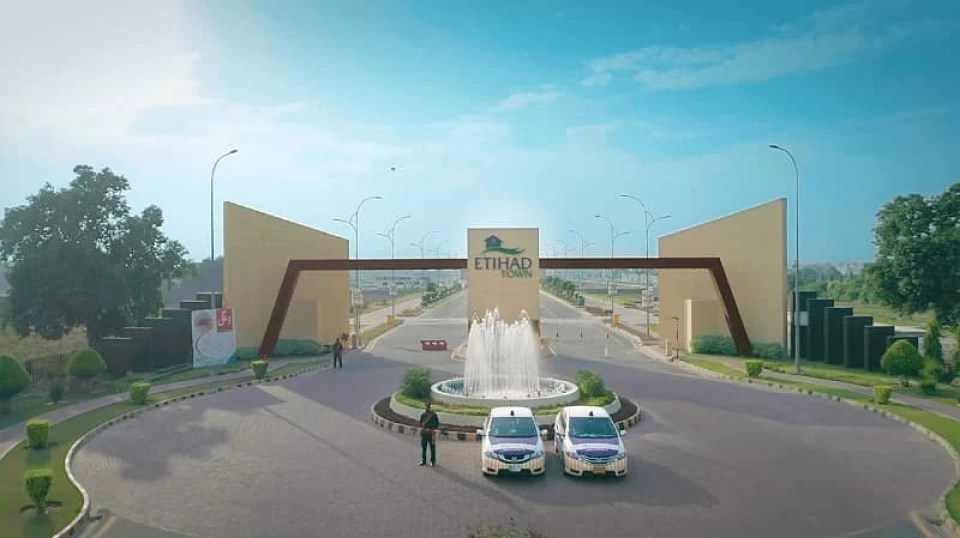 3 5 10 Marla Plots for Sale on Installments in Etihad Town Phase 1&2