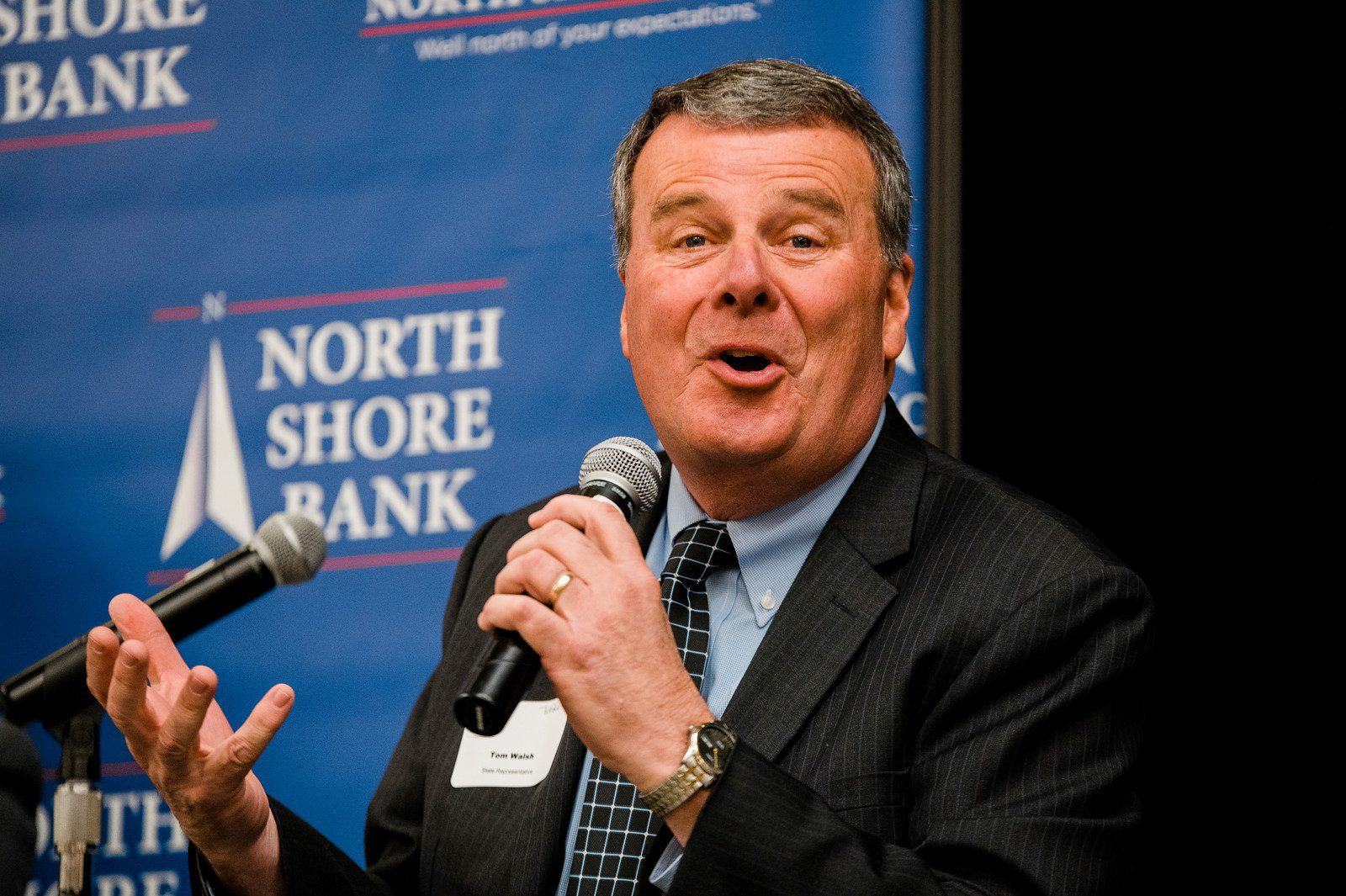 Peabody considers ban on use of breakdown, center lanes by car carriers