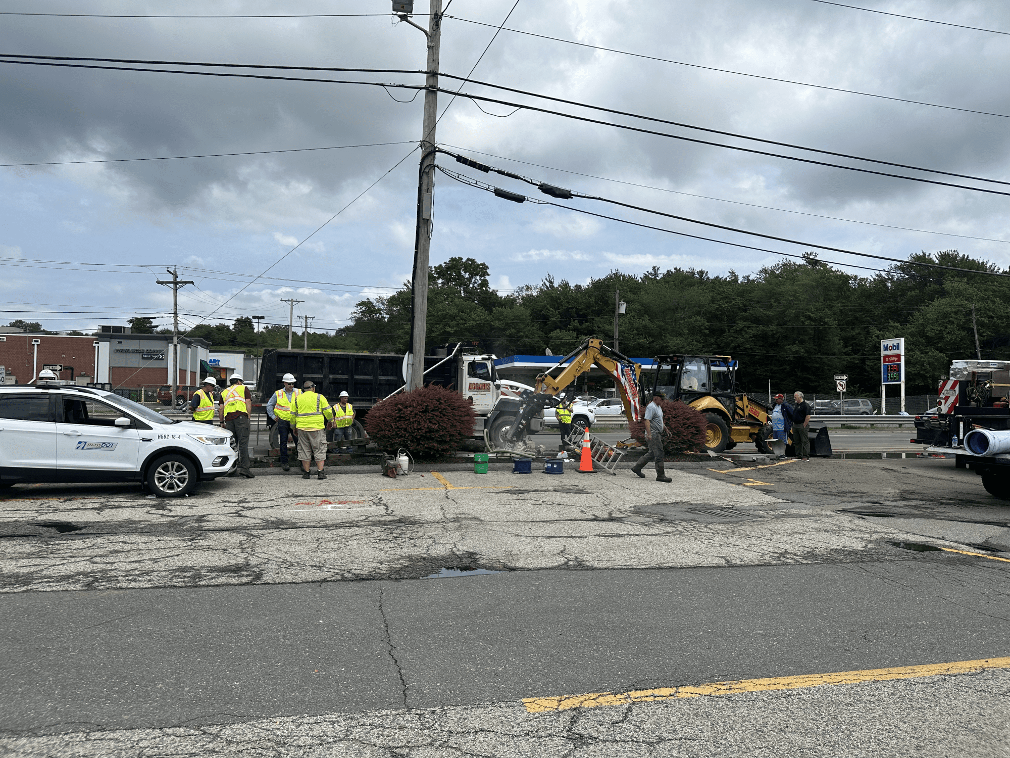 Water main break on Route 1 in Saugus snarls traffic Itemlive