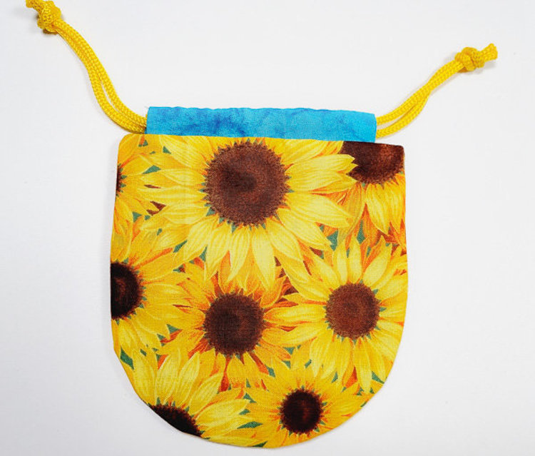 iThinksew Patterns and More Free Mini Drawstring Pouch PDF Pattern