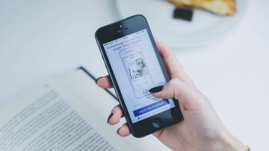How to Make iPhone or iPad Read for You with iOS Setting ITIGIC
