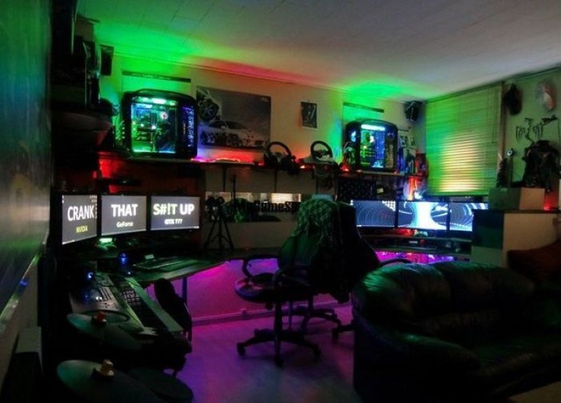 Gamer Schreibtisch Und Kabelmanagement Onlinegamezone