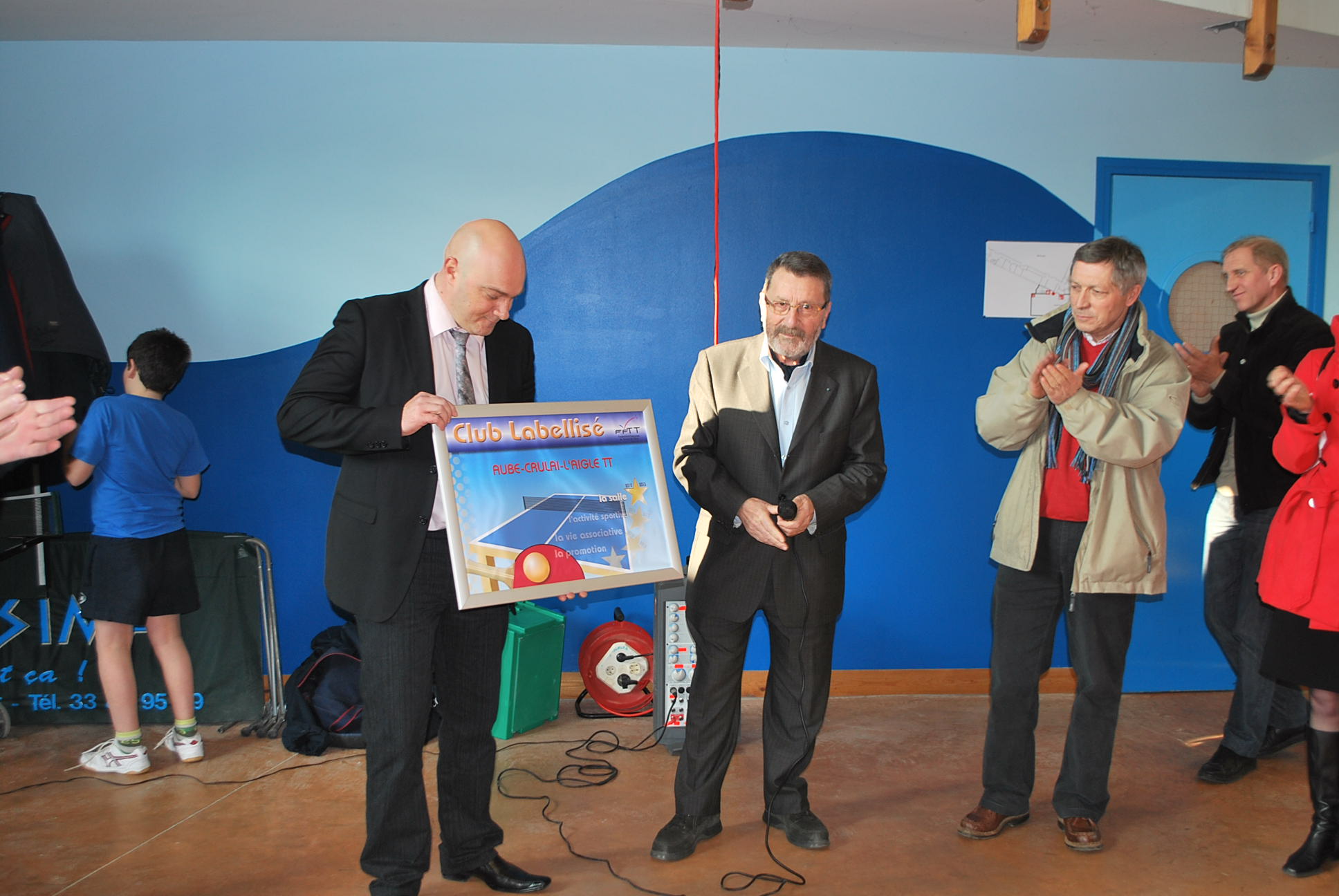 CRULAI Un label pour la salle de tennis de table