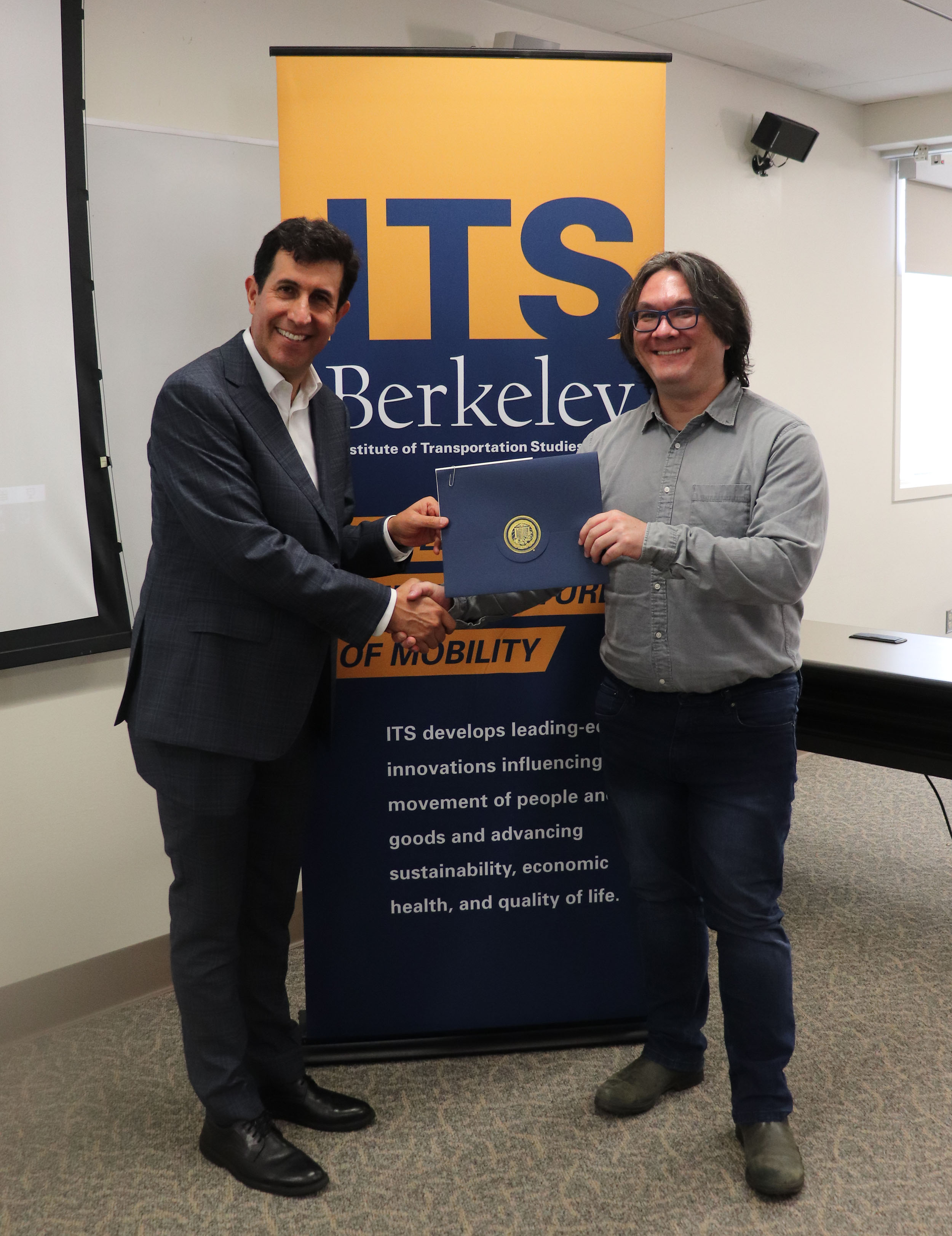 ITS Berkeley Celebrates Award Winners and Center Acheivements