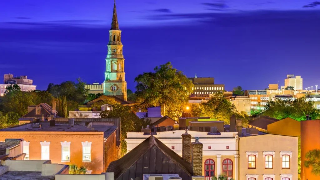 5 Things To Do in Charleston SC at Night. Mega Cheap (But