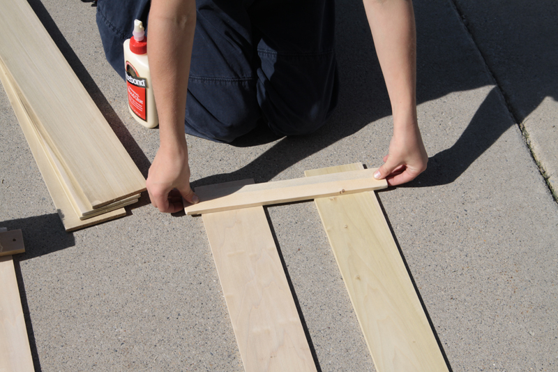 Gluing wood together