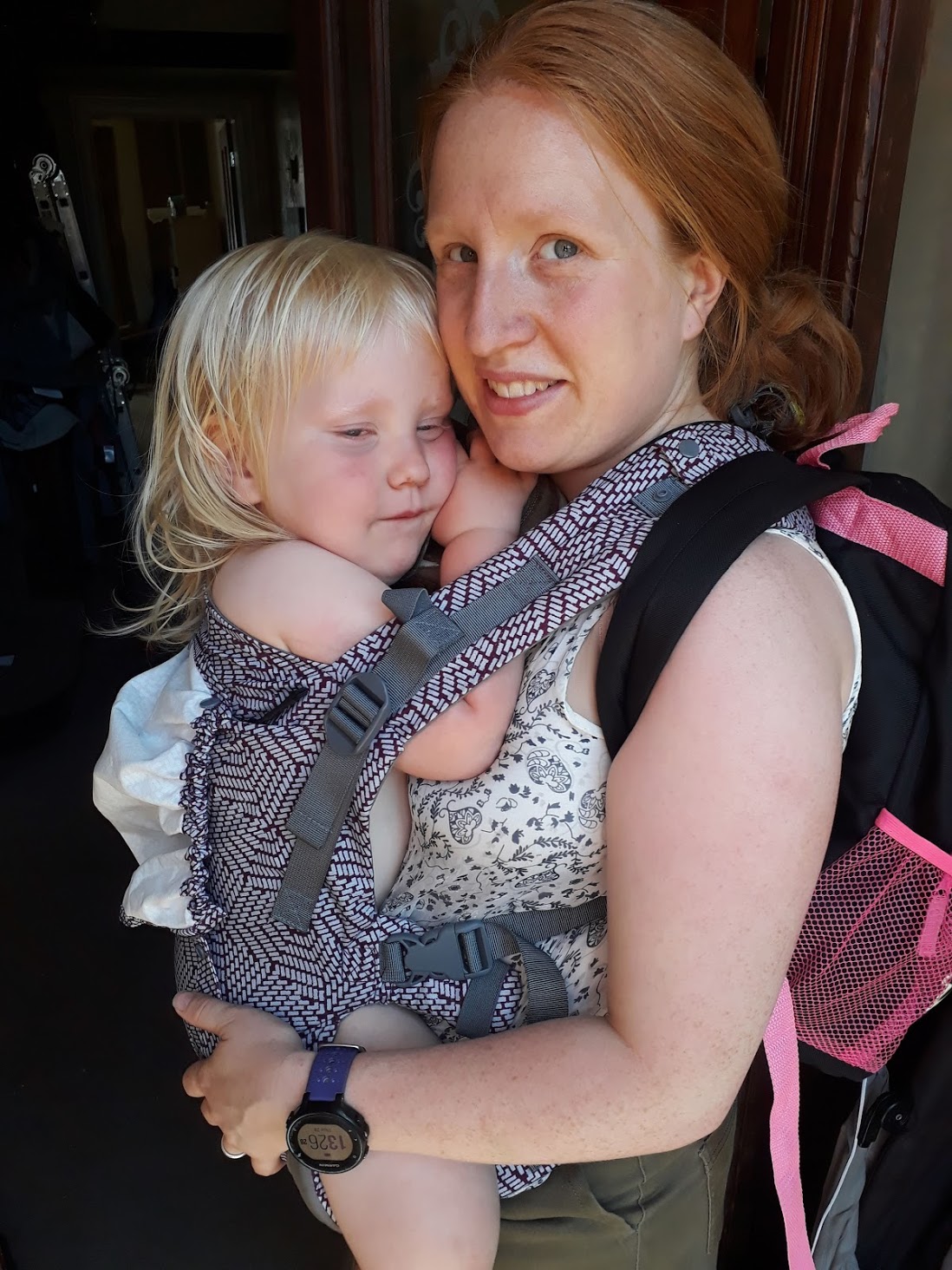 Carrying your baby in hot weather keeping cool in slings CalmFamily