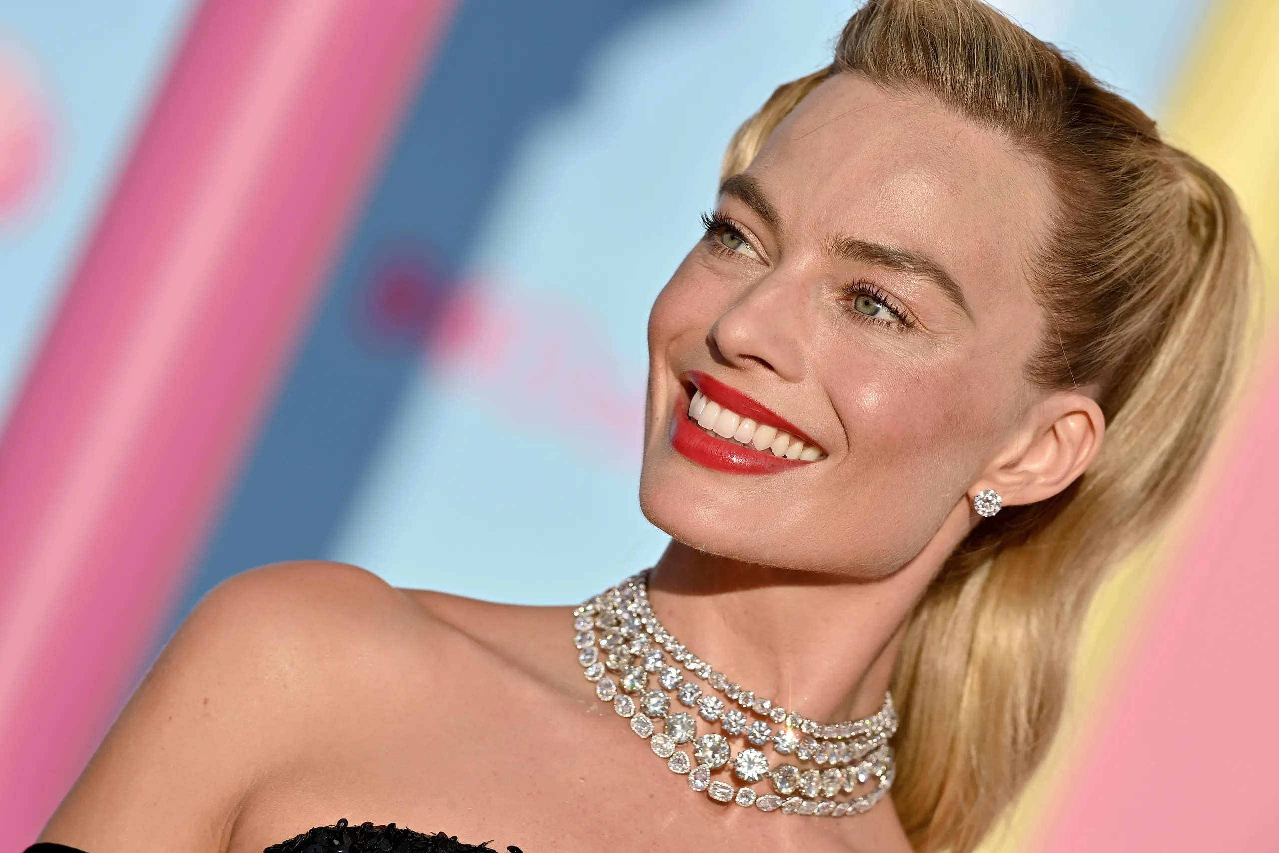Margot Robbie The Hollywood Powerhouse Redefining Stardom Its Britannica