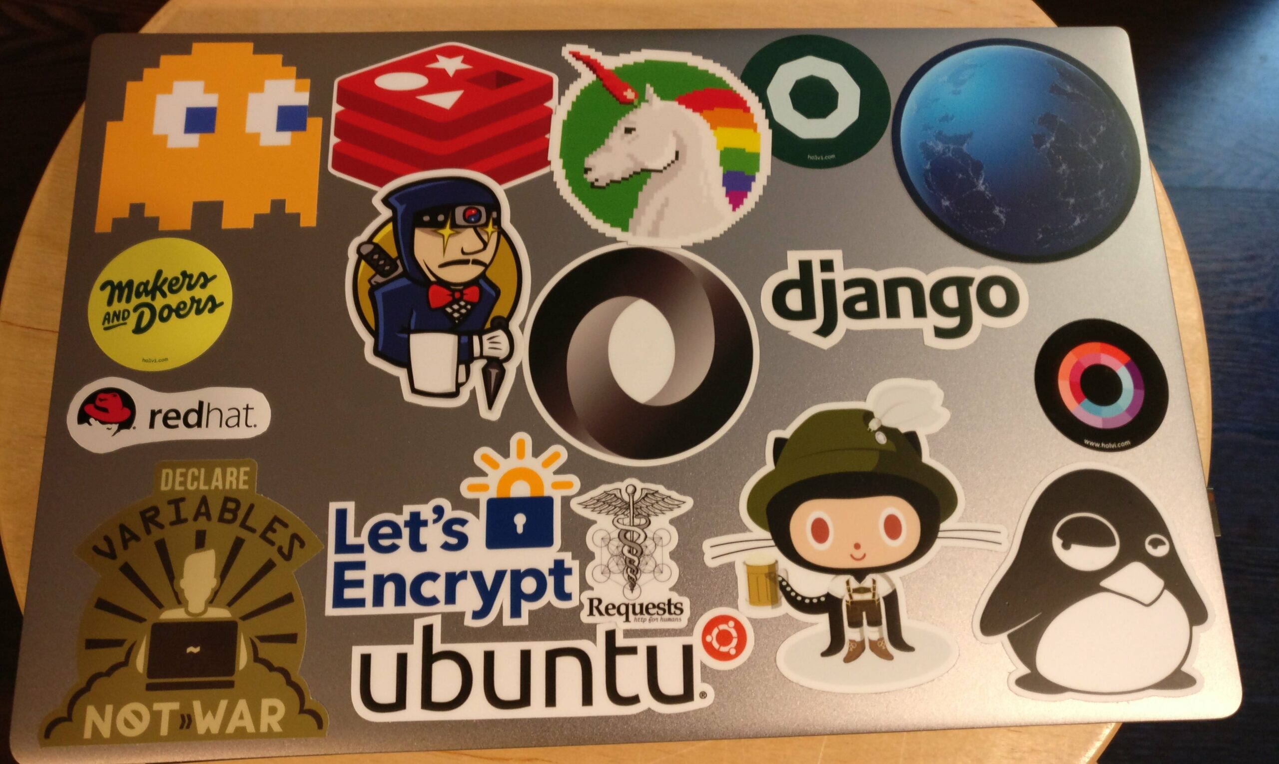 Get Linux & Programming Stickers for Laptops [Free Worldwide Shipping]