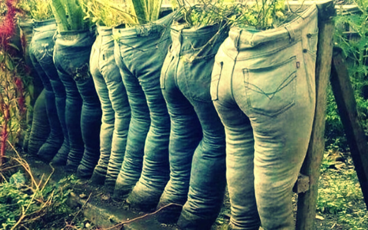 Final Straw May Day in Puerto Rico & Squatted Centers It's Going Down