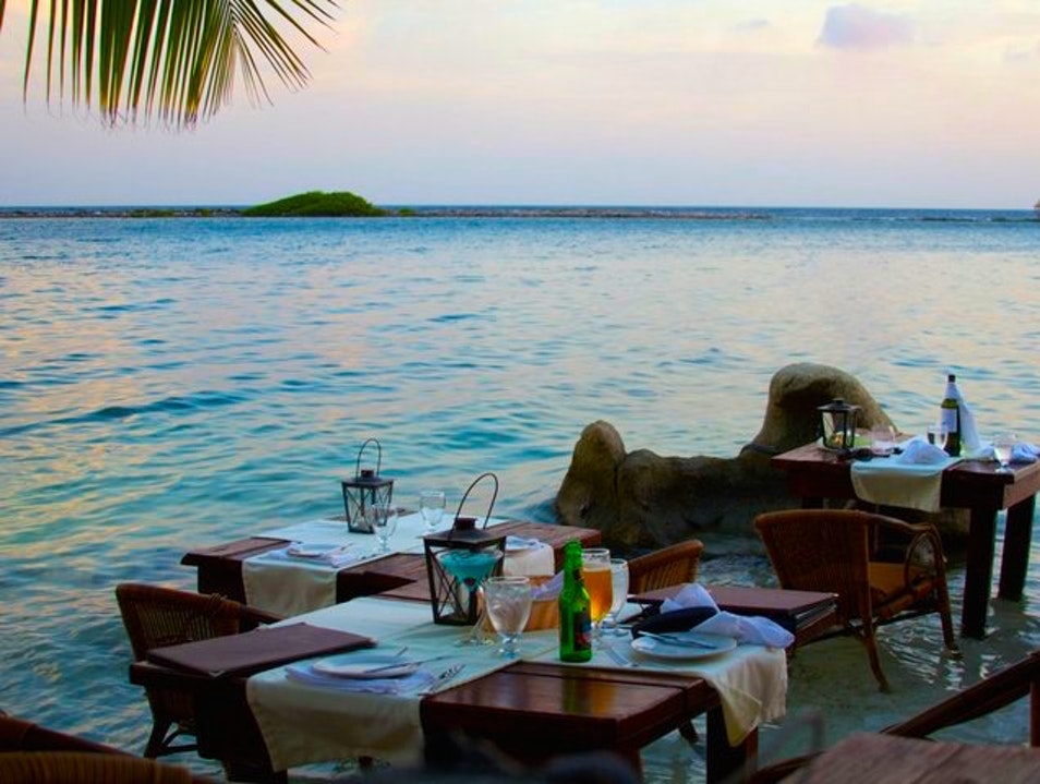 The Flying Fishbone Restaurant! Her World