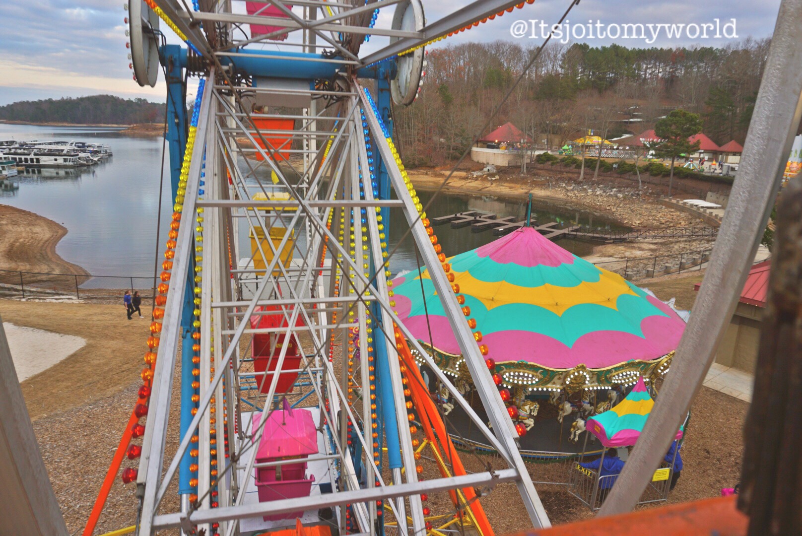 Lanier World Winter AdventureLake Lanier ITSJOITOMYWORLDITSJOITOMYWORLD