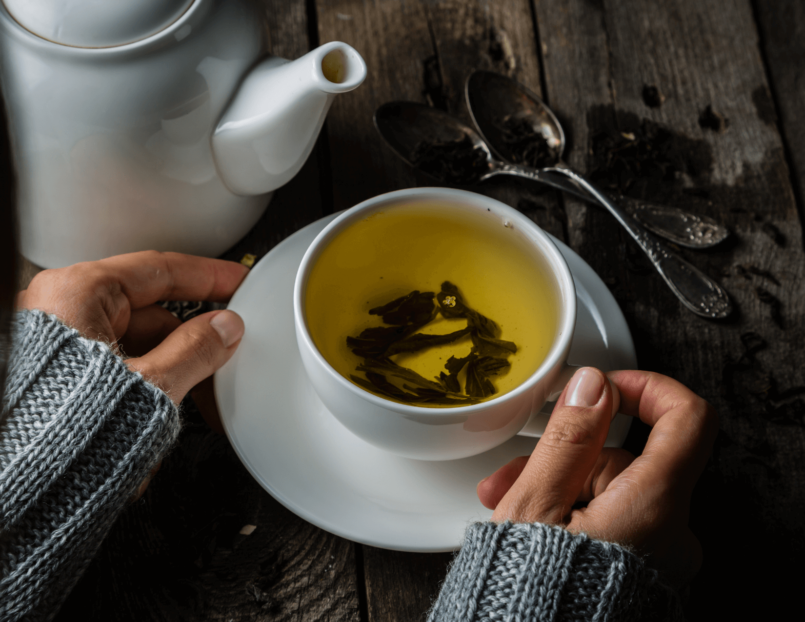 The 13 Hidden Benefits of Jasmine Green Tea For Moms