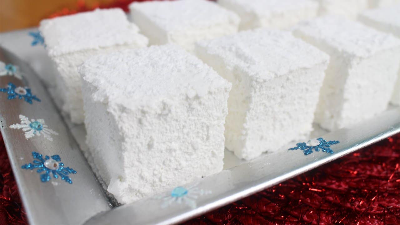 Homemade Marshmallows (without corn syrup!)