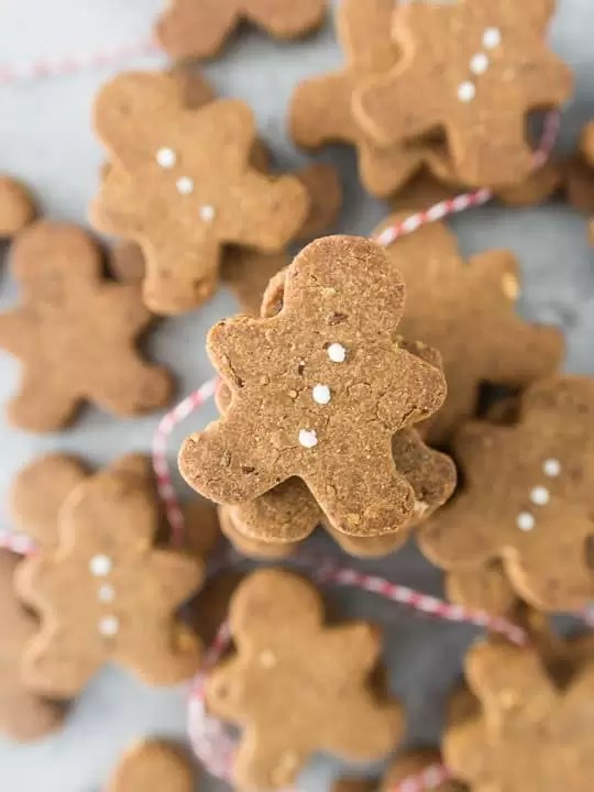 Homemade GlutenFree Peanut Butter Dog Treats The ItsyBitsy Kitchen