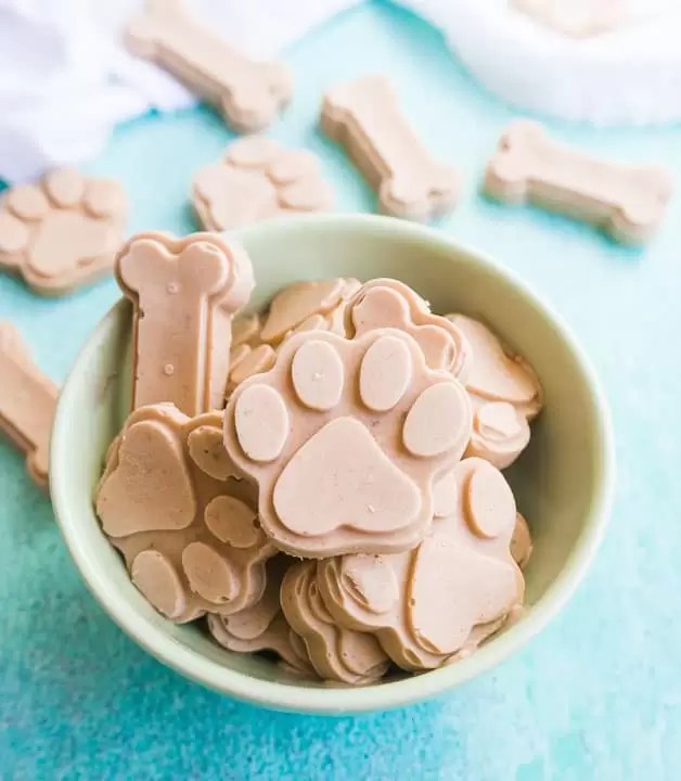 Peanut Butter Banana Ice Cream for Dogs The ItsyBitsy Kitchen