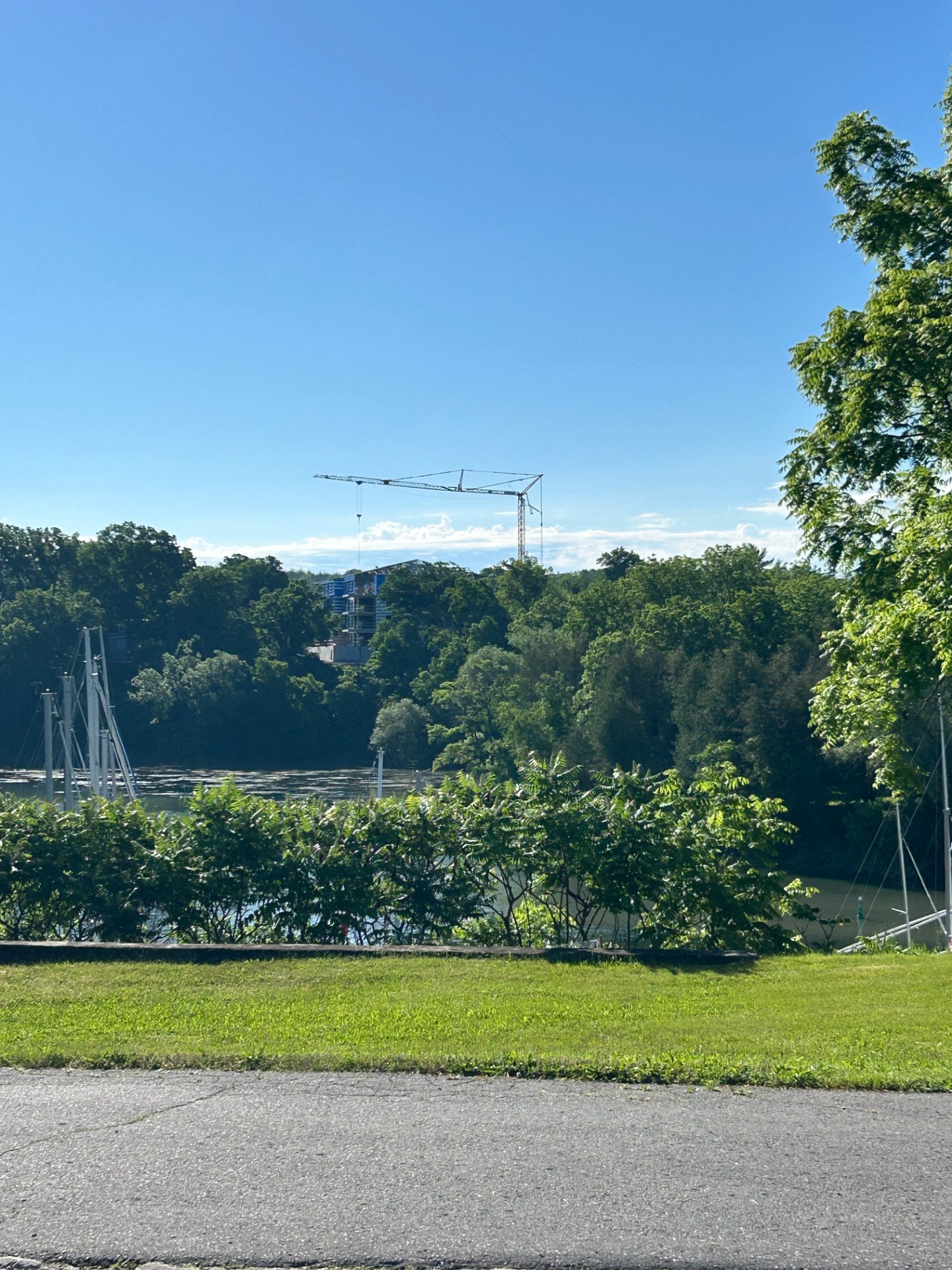 Members Helping Build FourStorey Condo in Picton IUOE Local 793