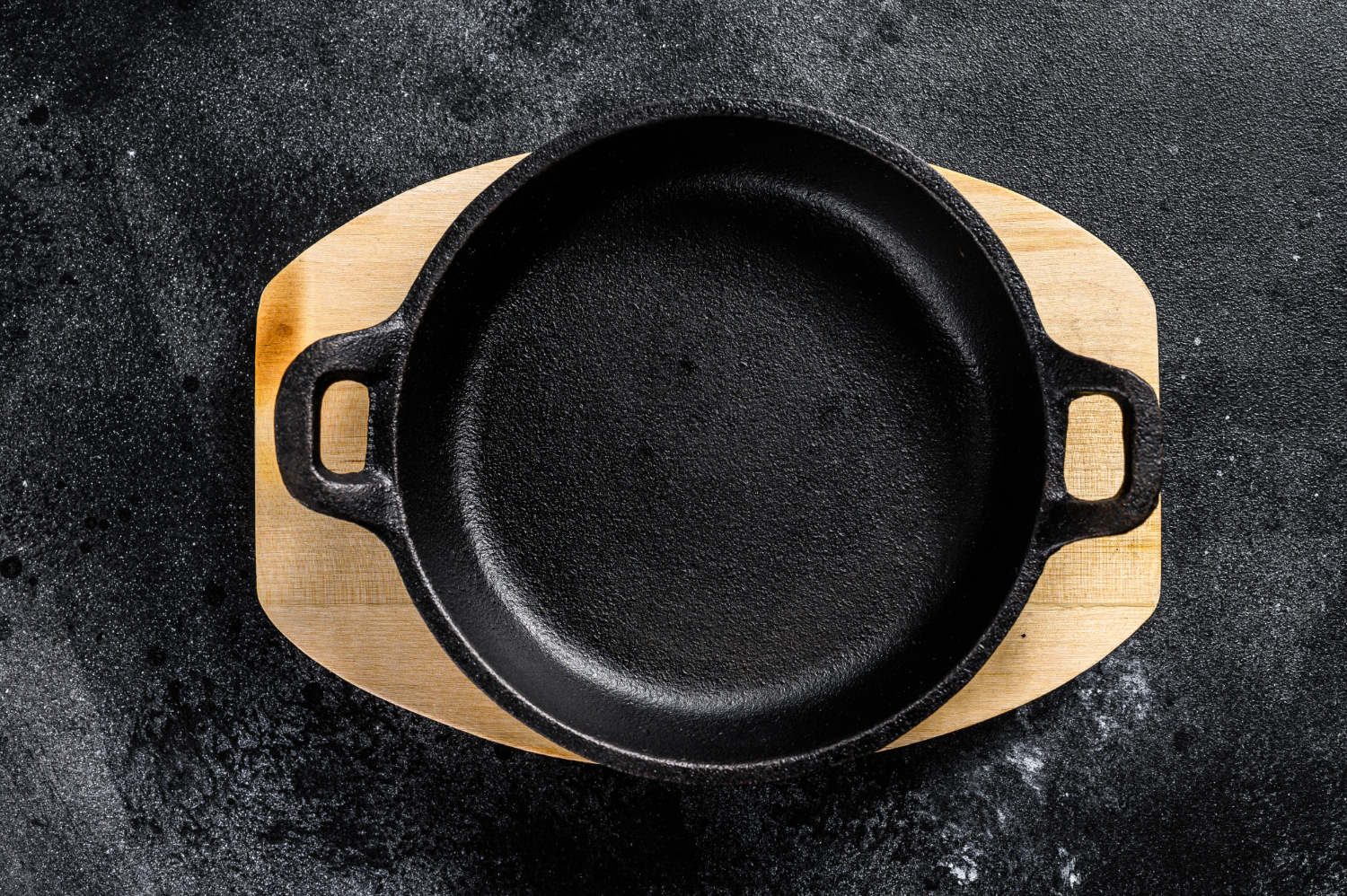 Cast Iron Vs. Iron Cookware Iupilon