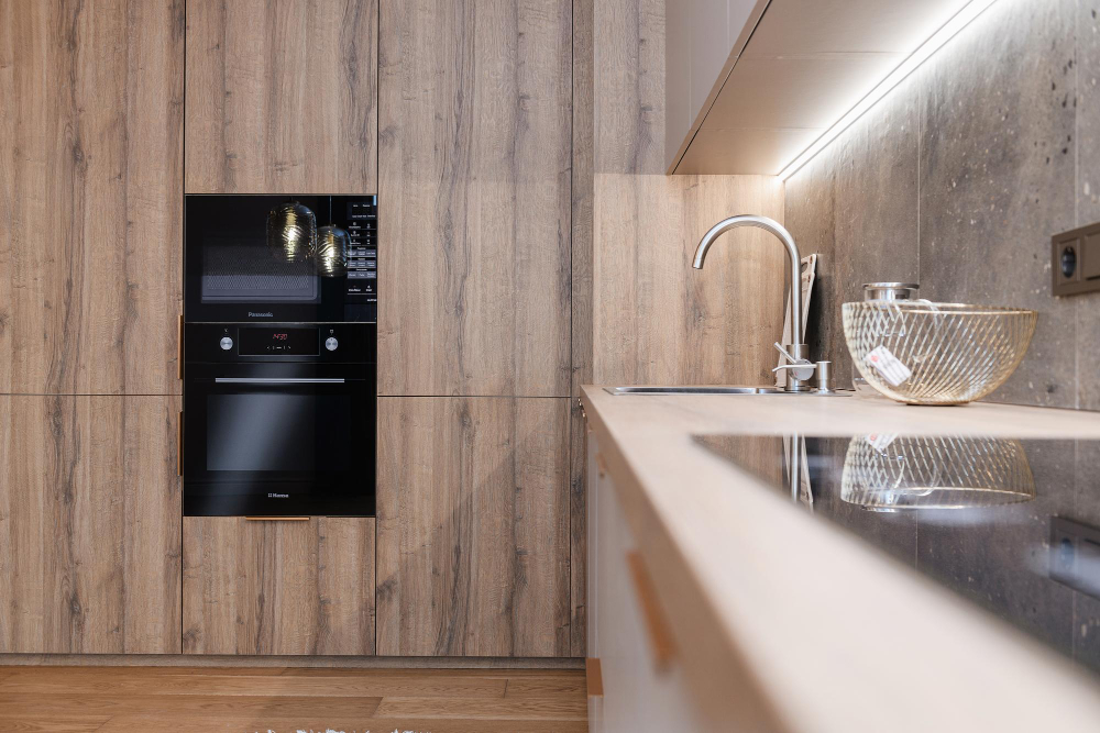 BuiltIn Vs BuiltUnder Oven What's The Difference Iupilon