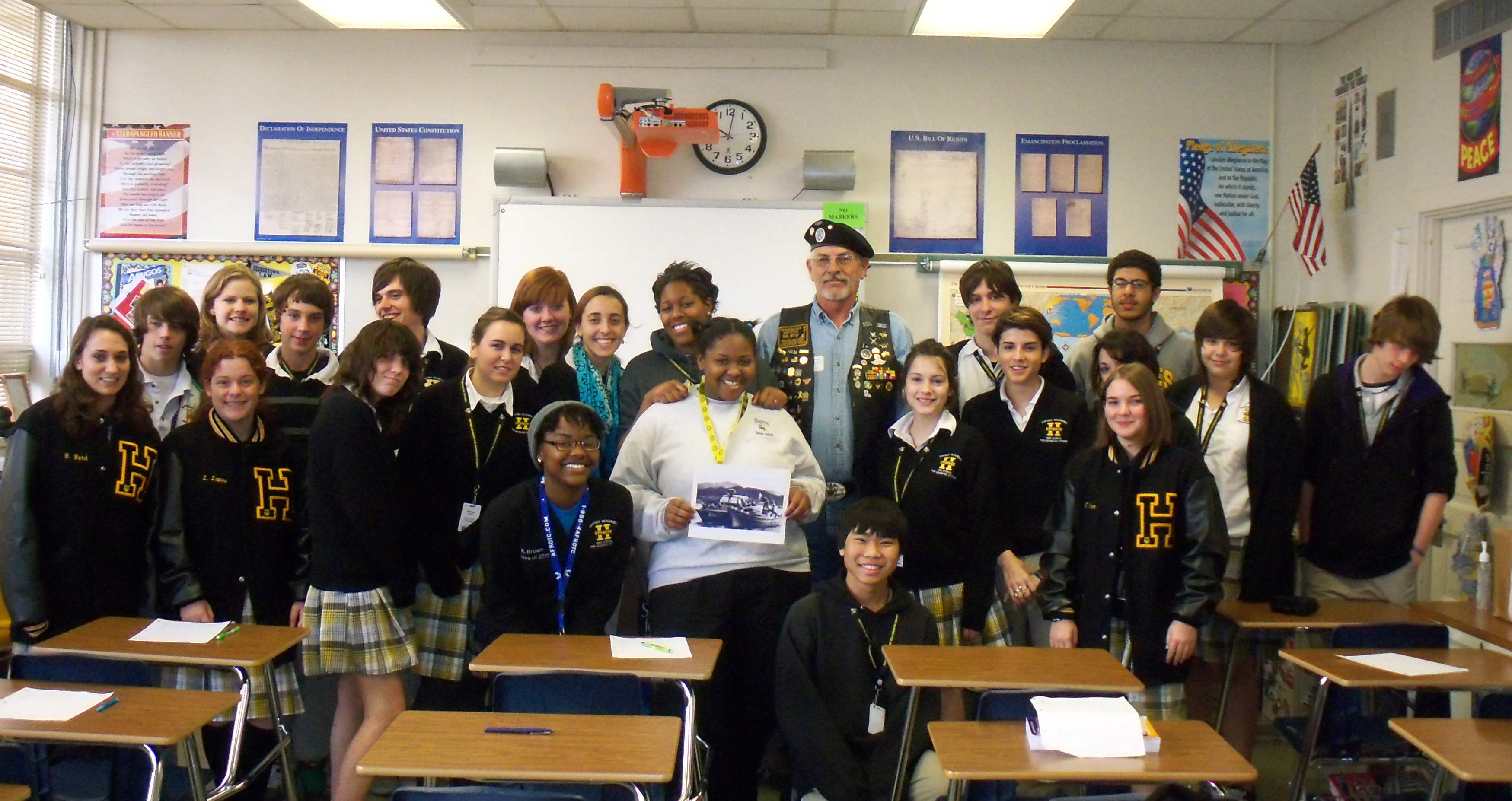 DUTCH goes to school