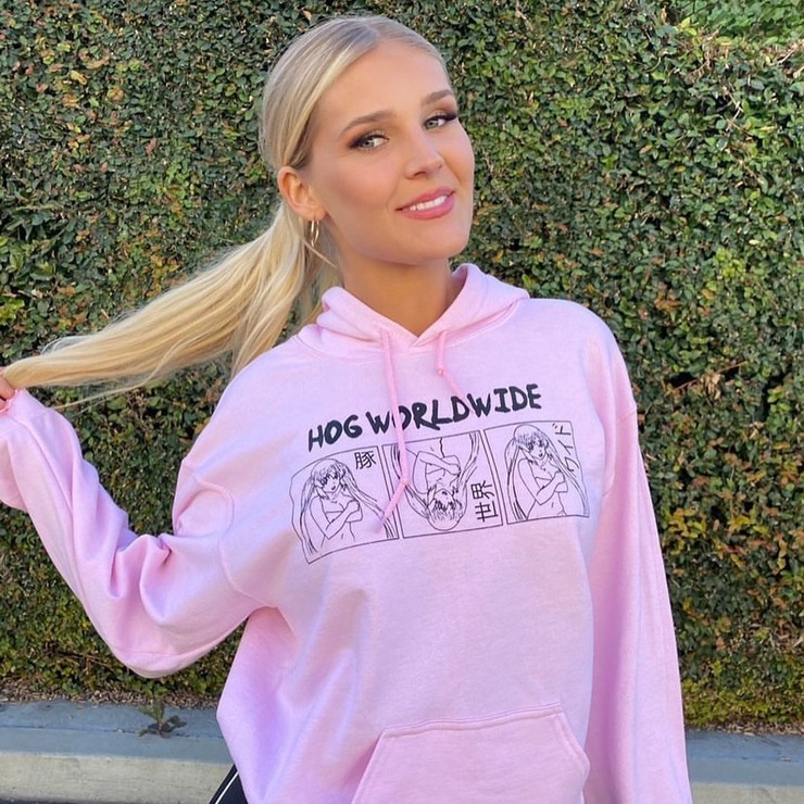 Picture of Allie Dunn.