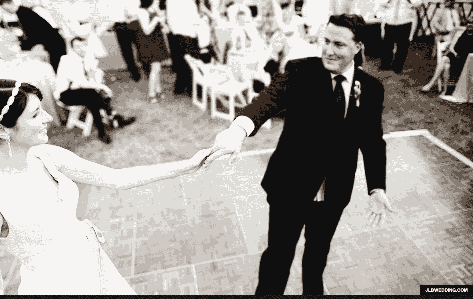 Move over, sepia Wedding GIFs are here