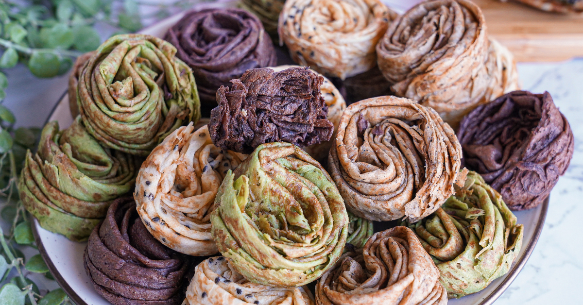 台中宅配伴手禮 蝸牛千層蛋捲在這！「豬寶妹手感烘焙坊」一次4種口味，挑戰最涮嘴零食排行榜！