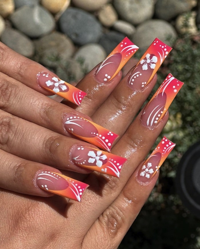 35 Stunning Sunset Nail Designs Embrace the Beauty of Dusk on Your
