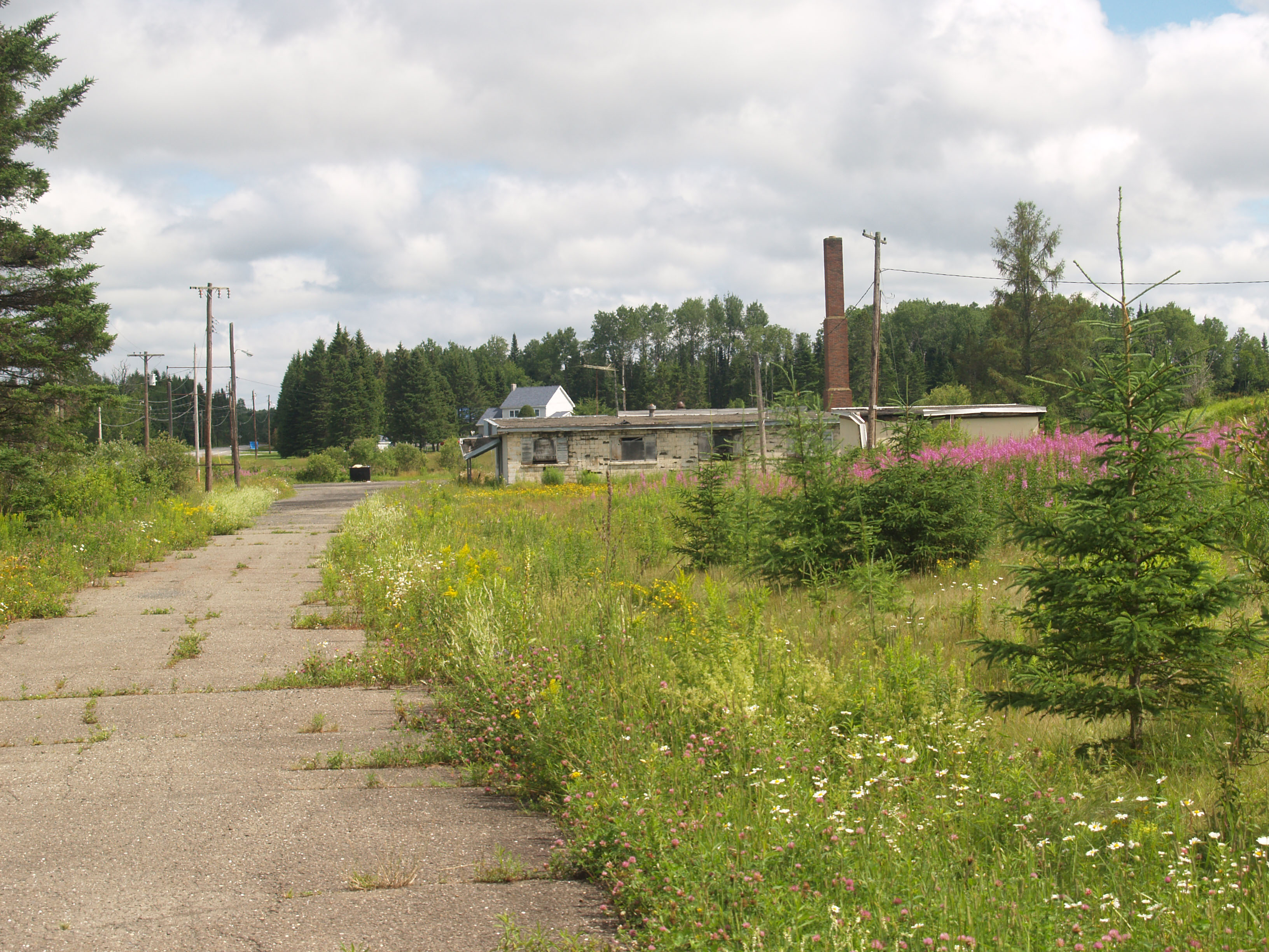 More of Connor Nike Missile Site L85L (launch) Picture inside gate