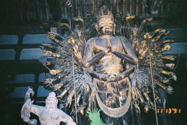 唐招提寺「千手観音守護札」を頂く初詣 : 平城宮跡の散歩道 唐招提寺の乾漆千手観音立像/癒し憩い画像データベース(46887)