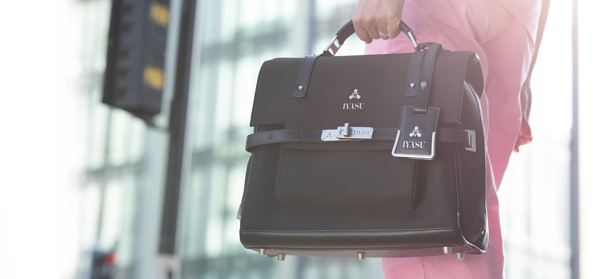 Best Medical Bags for Women IYASU Vegan Medical Bags