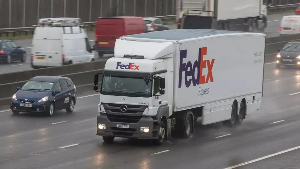 What are FedEx Shipping Exceptions? (What to do about them?) Izood