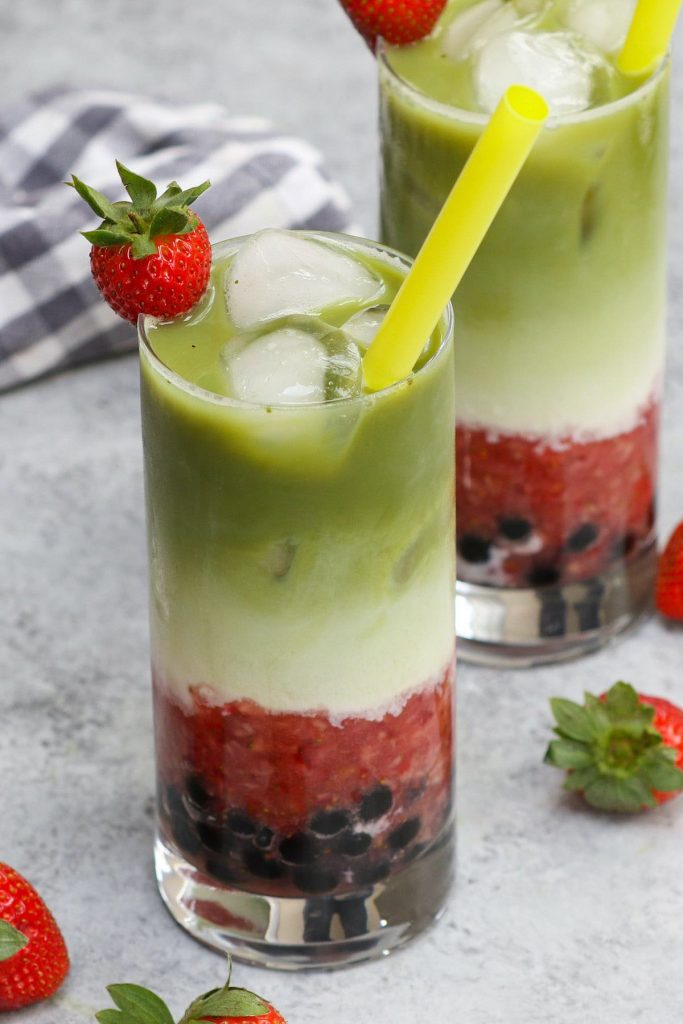 Easy Strawberry Matcha Latte {Boba Guys Copycat Recipe}