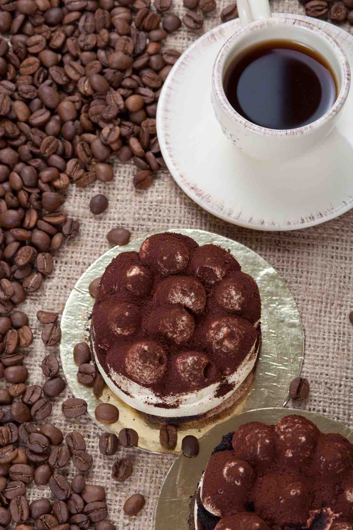 20 Best Coffee and Desserts (Easy Coffee Dessert Recipes) IzzyCooking