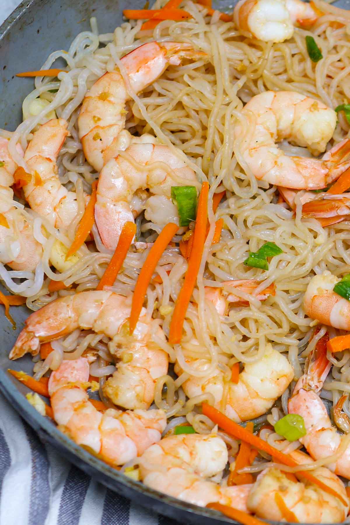 Miracle Noodles (How to Cook Them + 5 Best Shirataki Noodle Recipes