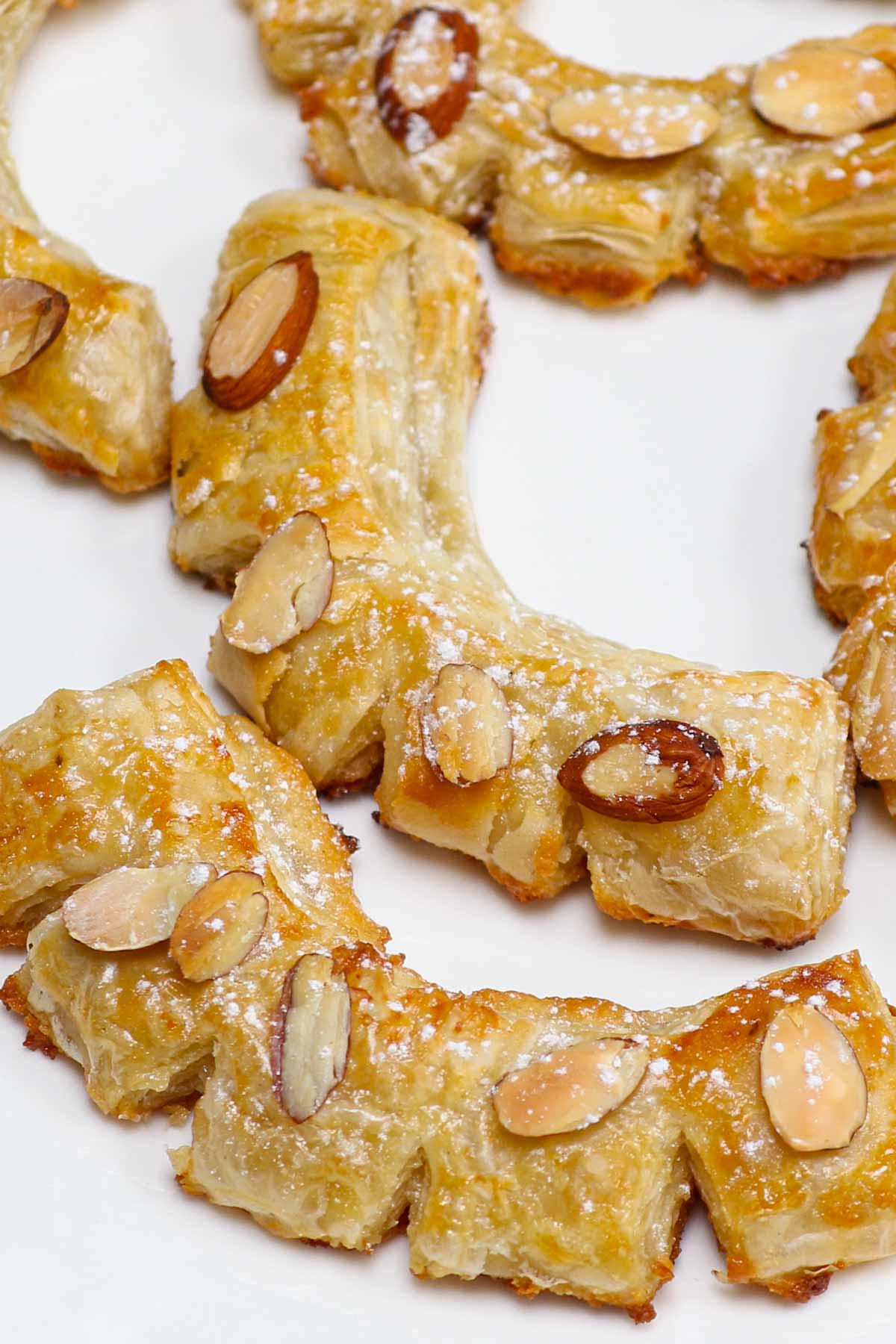 Almond Bear Claw Recipe (Easy Almond Bear Claw Donut) IzzyCooking