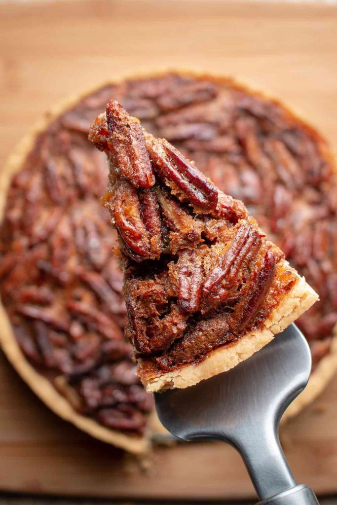 28 Easy Pecan Recipes (Best Sweet and Savory Pecan Recipes) IzzyCooking