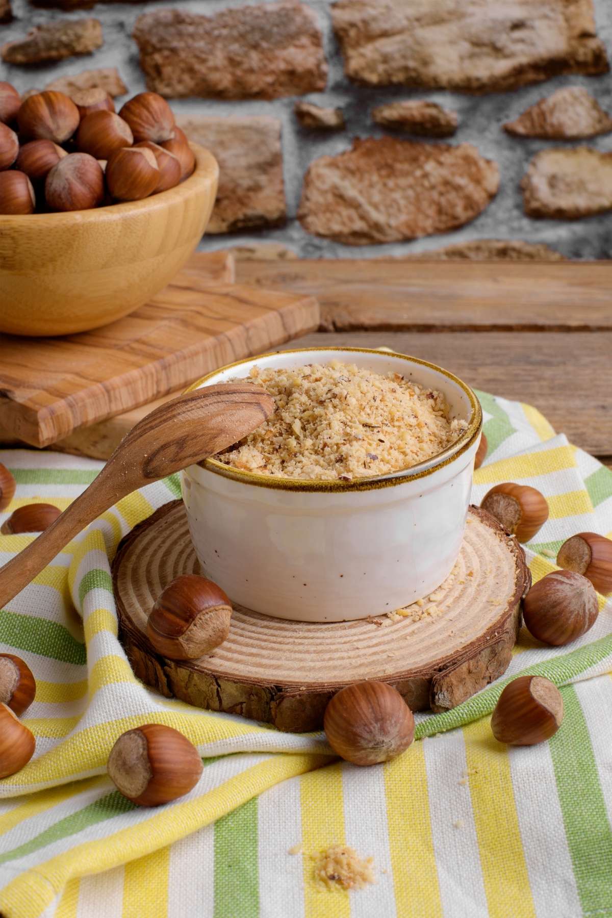 12 Best Almond Meal Substitutes IzzyCooking