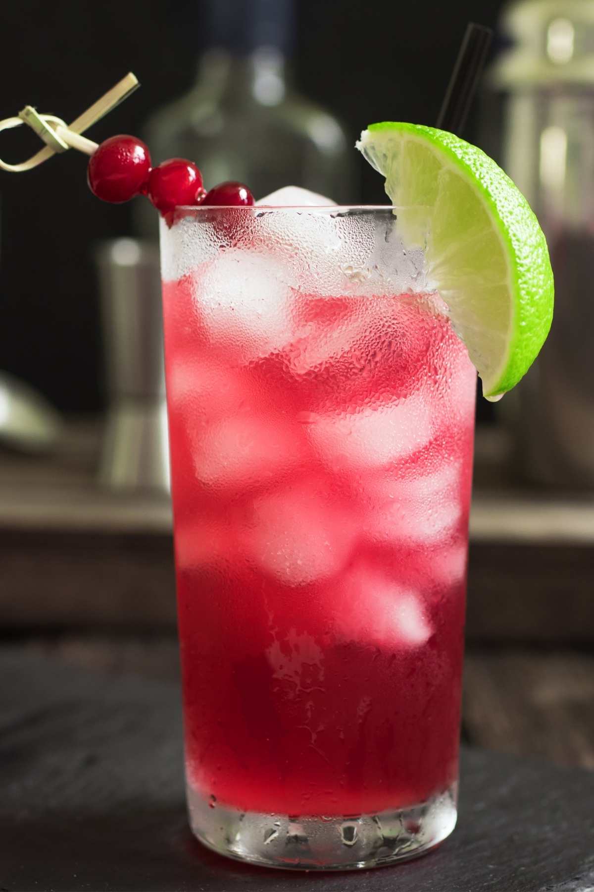 12 Popular Ginger Beer Cocktails Women in the News