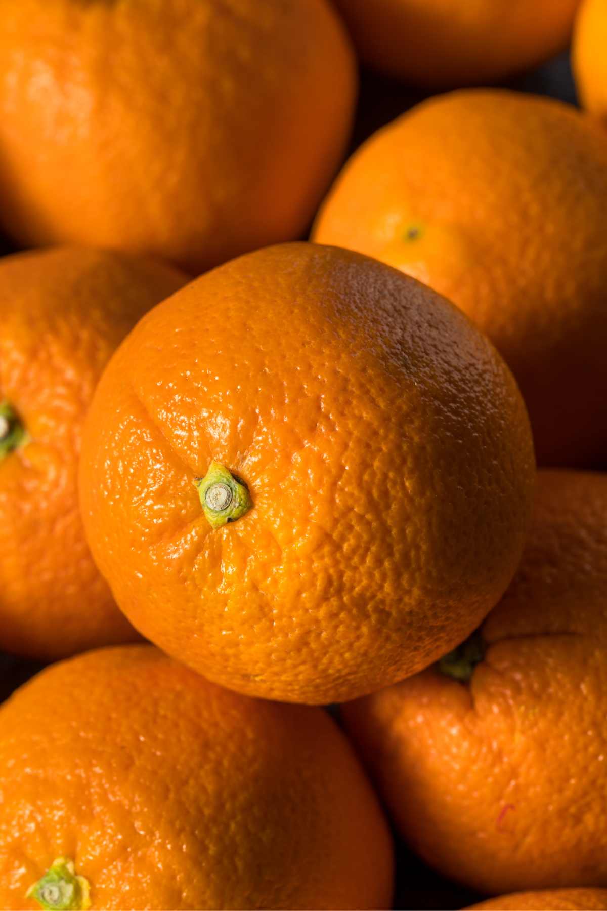 Are Oranges Keto and Carbs in Oranges (+ Keto Substitutes) IzzyCooking