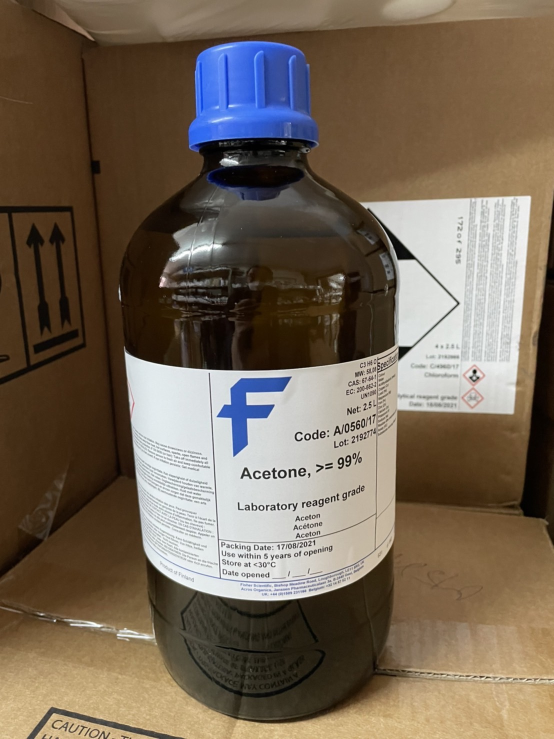 Acetone Lab.grade (2.5 ลิตร/ขวด) ยี่ห้อ Fisher, England แล็ป วัลเล่ย์ สารเคมี เครื่องแก้ว