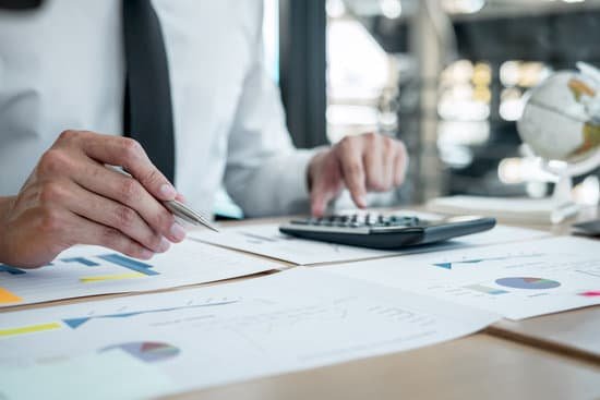 Can early education teachers deduct educator expenses